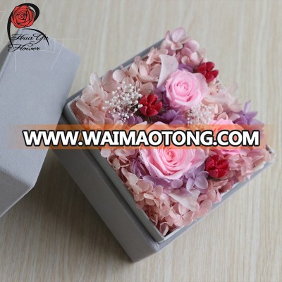 Handmade Yunnan flower artificial lovely preserved roses with gift box